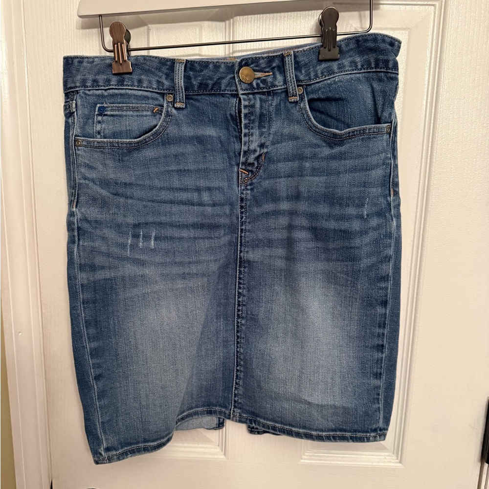 New Gap Classic Blue Denim Skirt 27/4 $79 Anthropologie